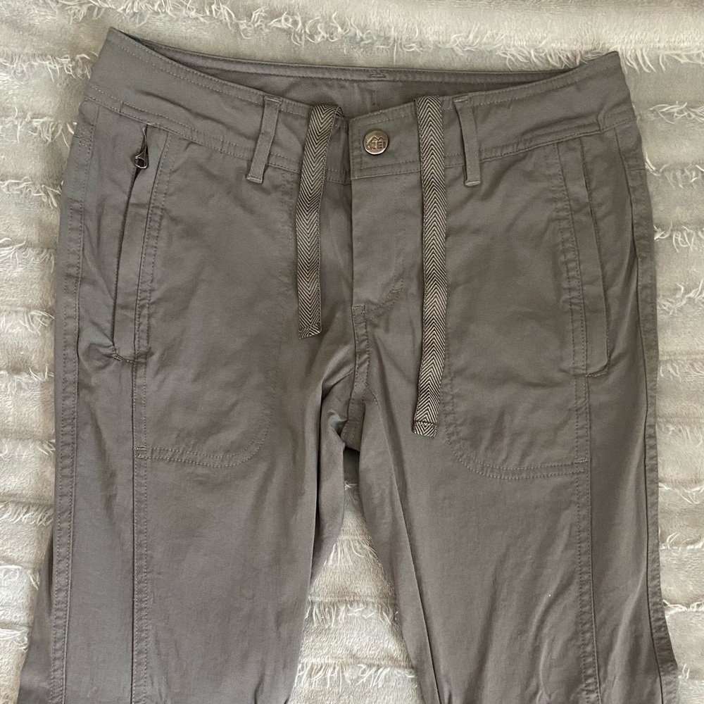 REI Women’s Convertible Hiking Pants Grey Size 0